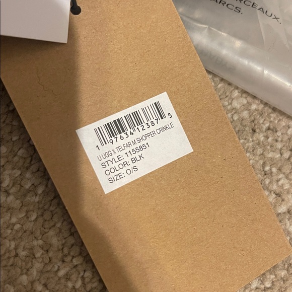 UGG X TELFAR MEDIUM SHOPPER CRINKLE TOTE NEW - Picture 9 of 11